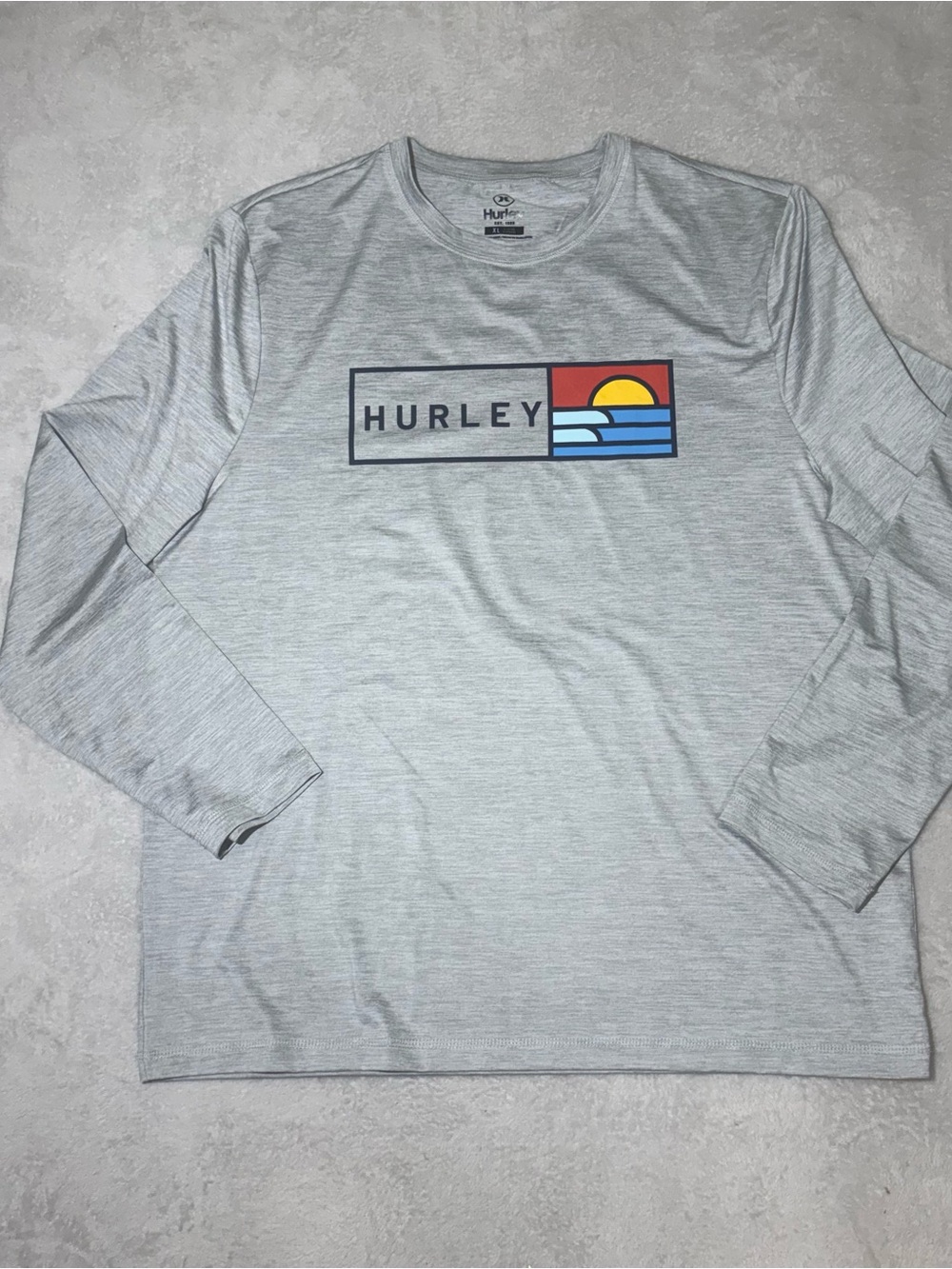 Hurley Men's XL Long Sleeve Performance Shirt Gray Sun Graphic Rash Guard Surf